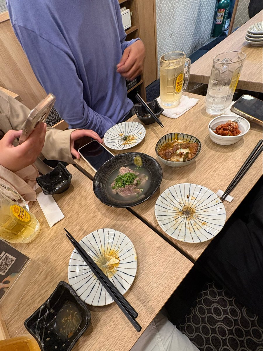 マオ! tweet media