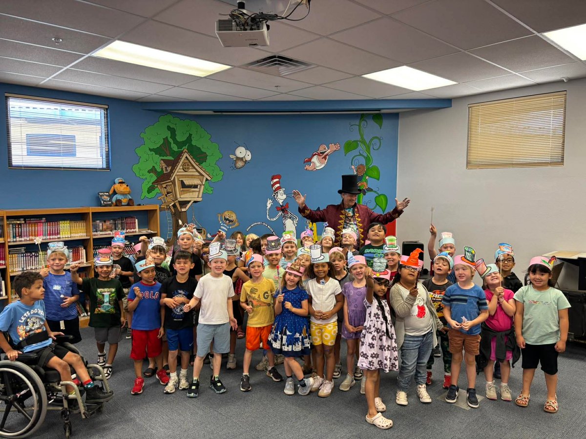 CanyonSpringsDV's tweet photo. ✨ M is for MAGIC! ✨
Our kindergarteners were all smiles during the Jolly Roger magic show—full of laughter, wonder, and unforgettable moments! 🪄
Learning + fun = the best kind of day at Canyon Springs STEM Academy! 💙🤍 #WolvesStrong @DVUSD https://t.co/7B5Mi69SiP
