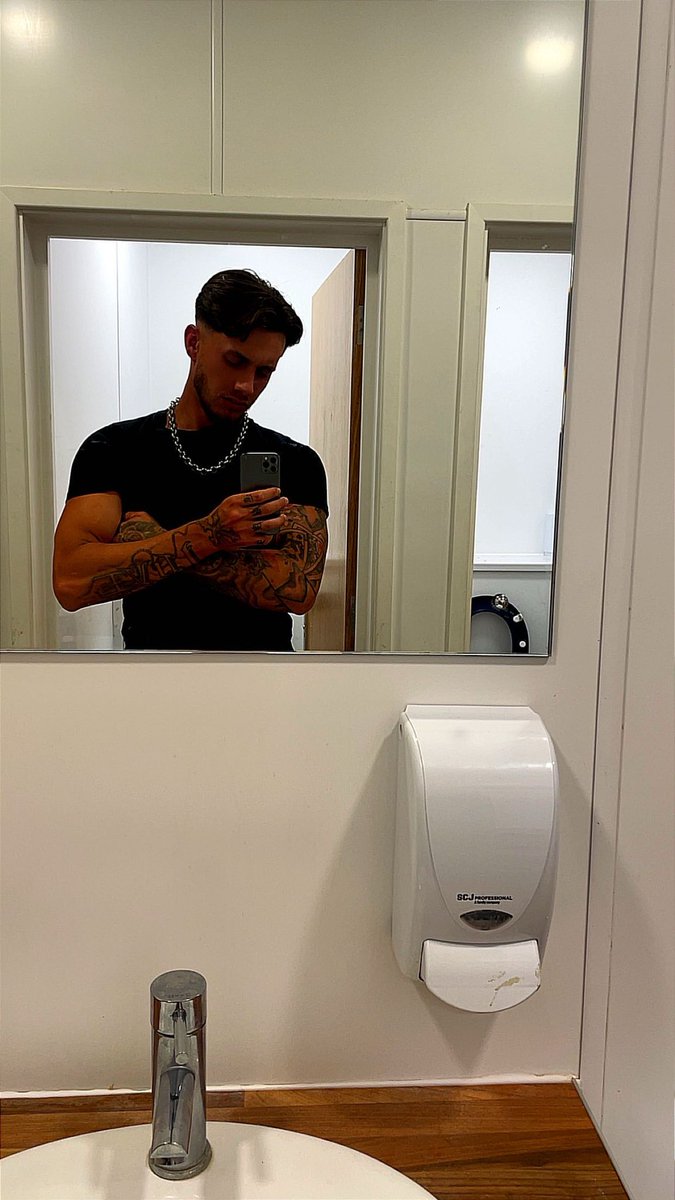 Reece tweet media
