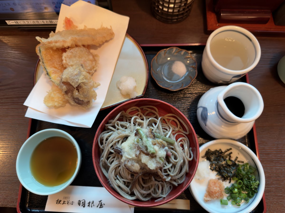 kotorocks_F's tweet photo. 車中泊の旅

出雲大社

一般道弾丸ドライブから帰宅

ほんとは鳥取砂丘行って
有馬温泉経由で帰って来る
予定だったけど…

雨と風が凄すぎて諦めた🤣

帰りにいつもの温泉寄って
お肌ツルスベ✨ https://t.co/zLbMupsAgr
