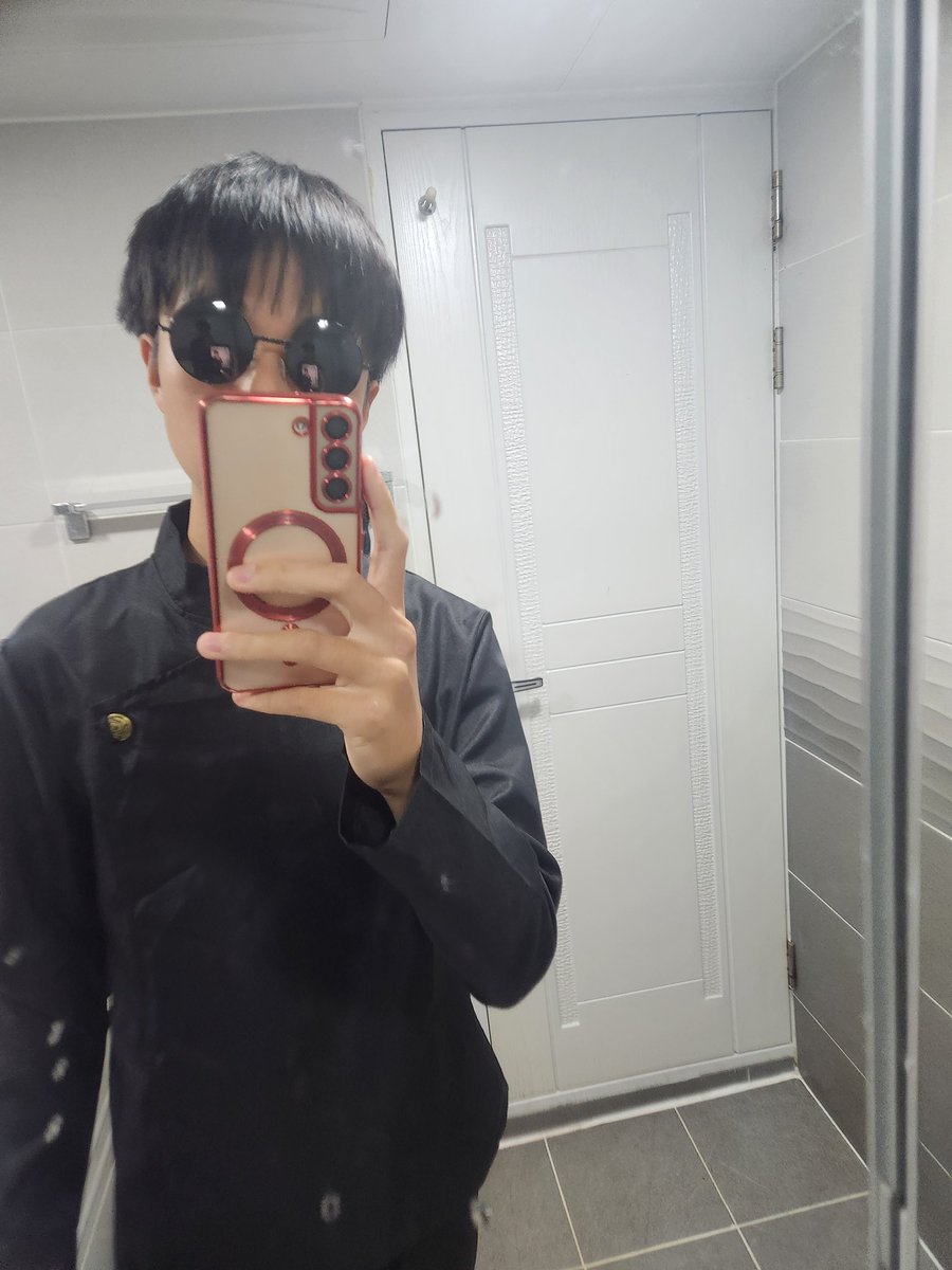 시온(트친소)🪫 tweet media