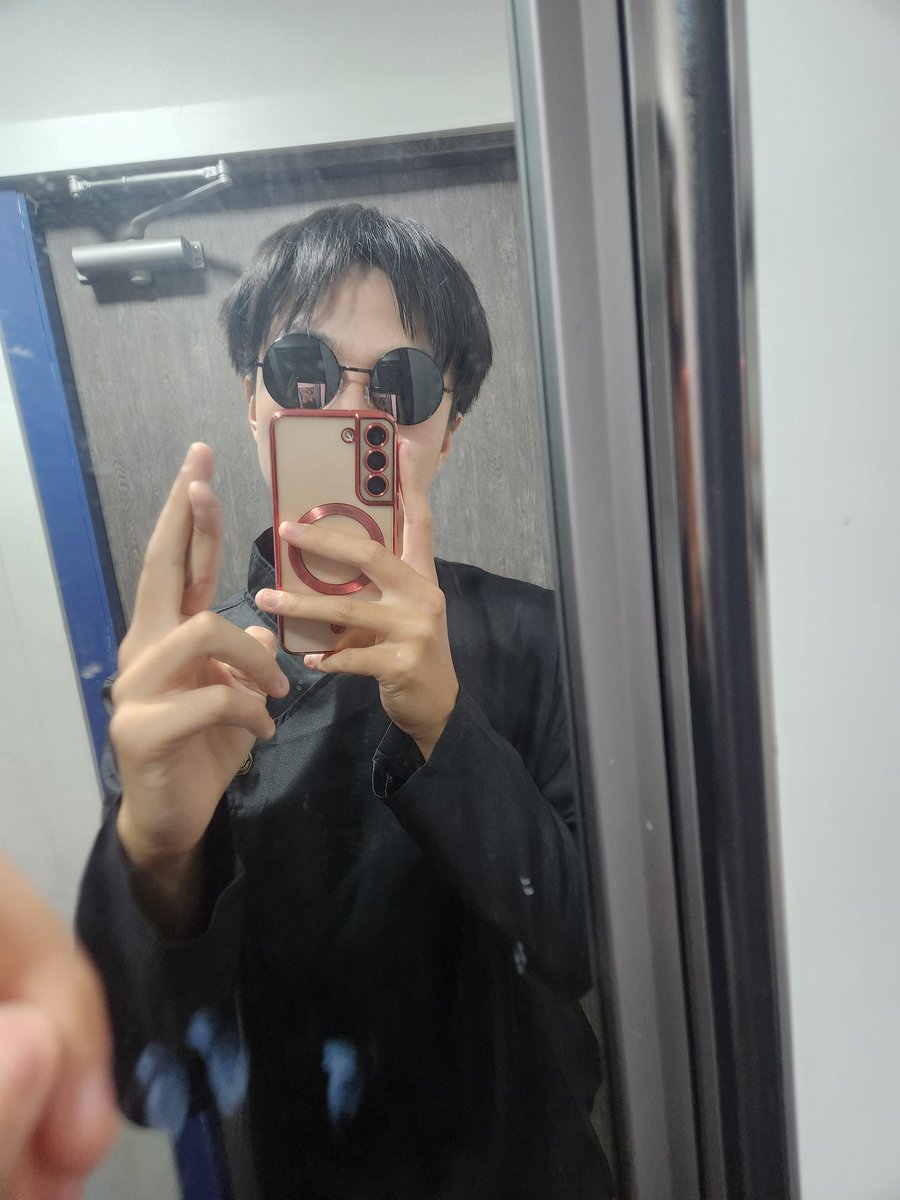 시온(트친소)🪫 tweet media