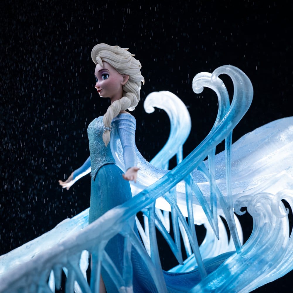 AceroyMagia's tweet image. Elsa no necesita cantar para dominar una vitrina.

23 cm de hielo, elegancia y poder Disney en una estatua Art Scale 1/10 de Iron Studios.

Mírala aquí: aceroymagia.com/figuras-cartoo…

Añade Arendelle a tu colección.

#aceroymagia #Frozen #IronStudios