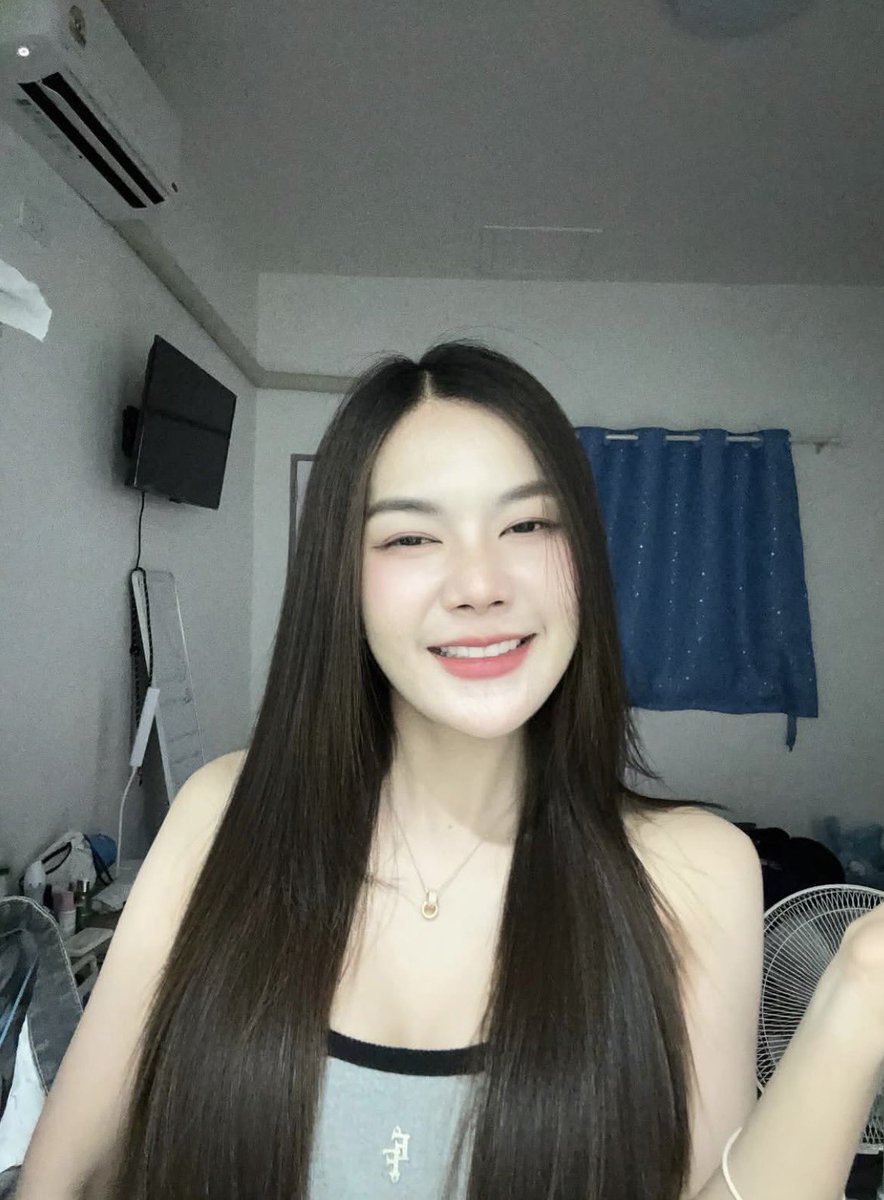 รีน tweet media