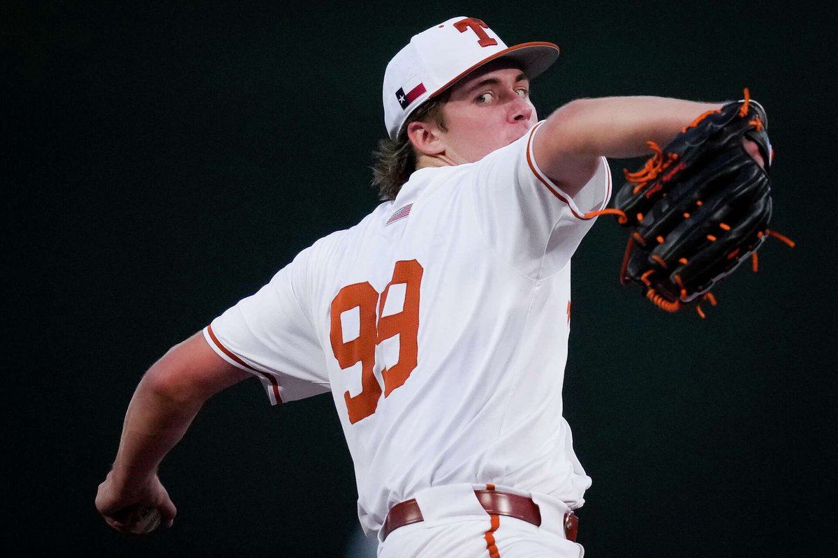 UFCU Disch-Falk Field tweet media