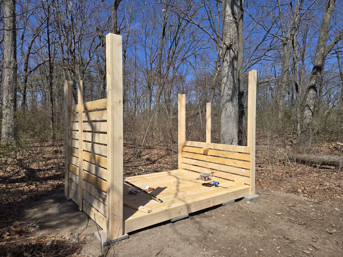WritingSparkle's tweet image. Beautiful day for building a woodshed. To be flanked by two Japanese Maple trees.

#photochallenge #photooftheday #BeautifulDay #Grateful #building