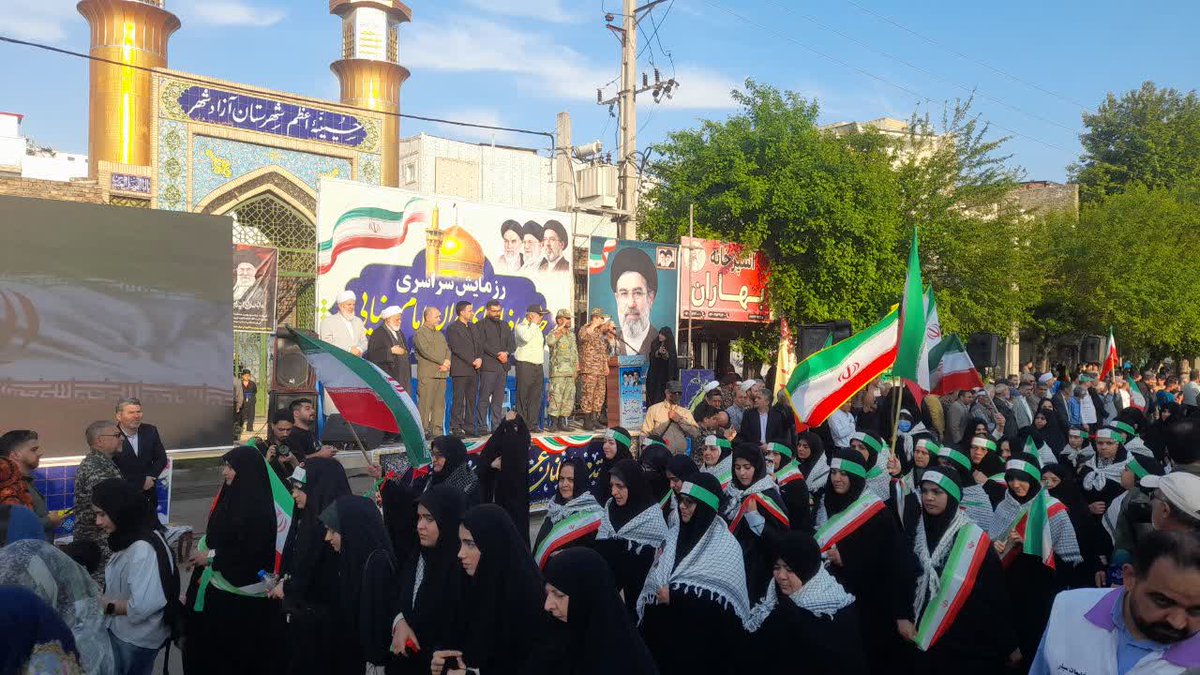 ly_slmany's tweet photo. اقتدار را نمی‌شود تحریم کرد؛
وقتی مردم کف میدان‌ اند.
#فدائیان_گلستان https://t.co/Lxdw0y3Uc6