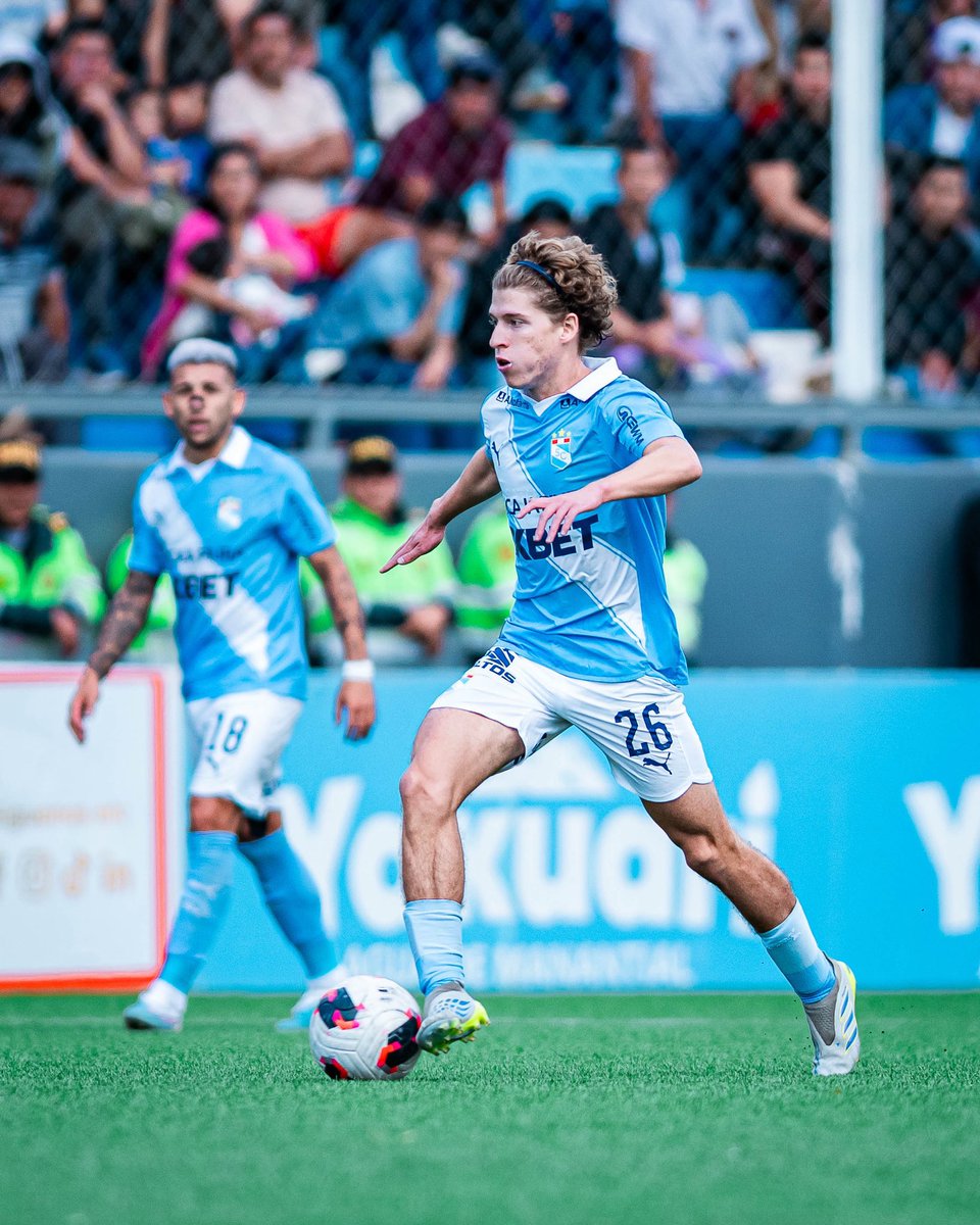 𝗔𝗟𝗜𝗡𝗘𝗔𝗖𝗜𝗢́𝗡 𝗖𝗢𝗡𝗙𝗜𝗥𝗠𝗔𝗗𝗔

👉🏻 Este es el 𝗫𝗜 de Sporting Cristal para enfrentar a Cusco FC por la fecha 13 del Torneo Apertura:

Enríquez, Cruz, Pósito, Abram, Lora, Cuenca, Wisdom, Cazonatti, Benavente, Santana, Vizeu.

<a href="/futbro_pe/">Futbro.pe</a> <a href="/BSCervecero/">@BarrioSCervecero</a>