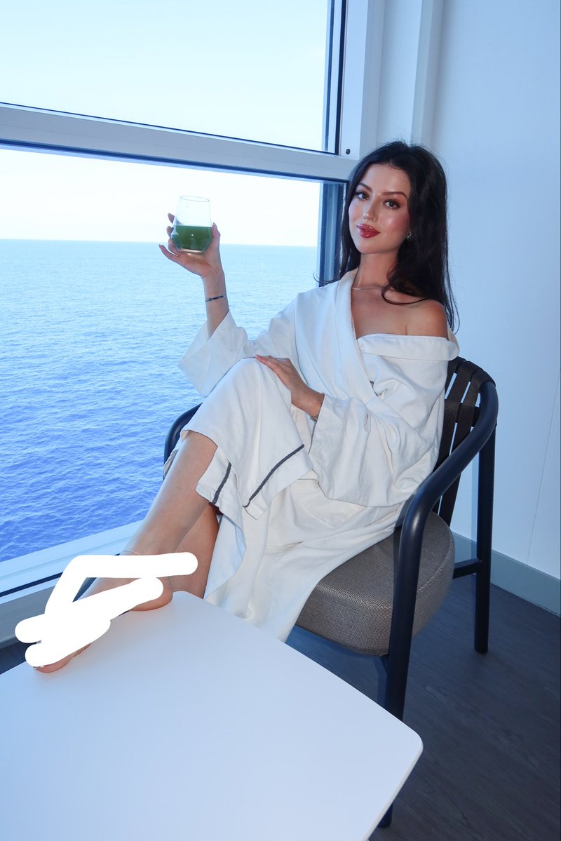 OwnerHailey tweet media