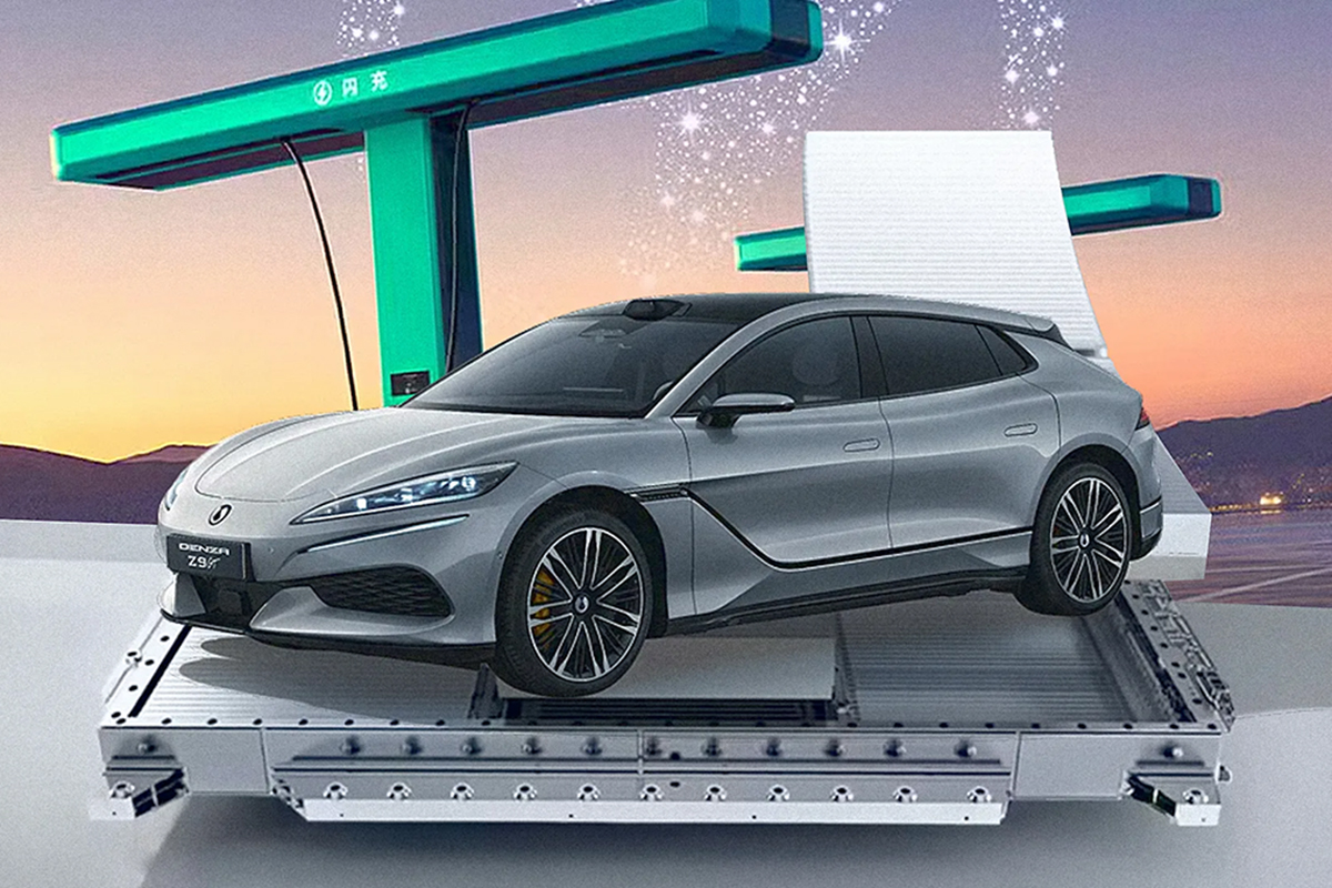 ETSLindgren's tweet image. #IndustryNews • #EVBatteries 🔋🚗

With a 5K-charge–cycle life, 100% charging capacity in &amp;lt;10 minutes + a range of &amp;gt;600 miles on a single charge, BYD's Blade Battery 2.0 is giving gas-powered cars a run for their money!

👉 Read more: bit.ly/4deJJTZ

Via @FastCompany