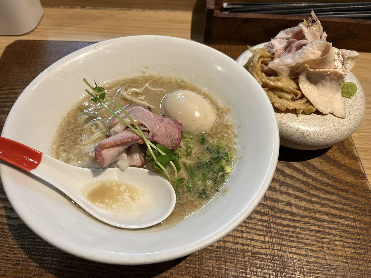 れいる tweet media