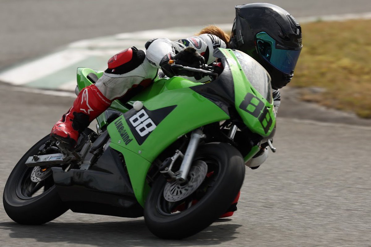 たはらかすみ★ZX10R★ZX25R★NSF100 tweet media