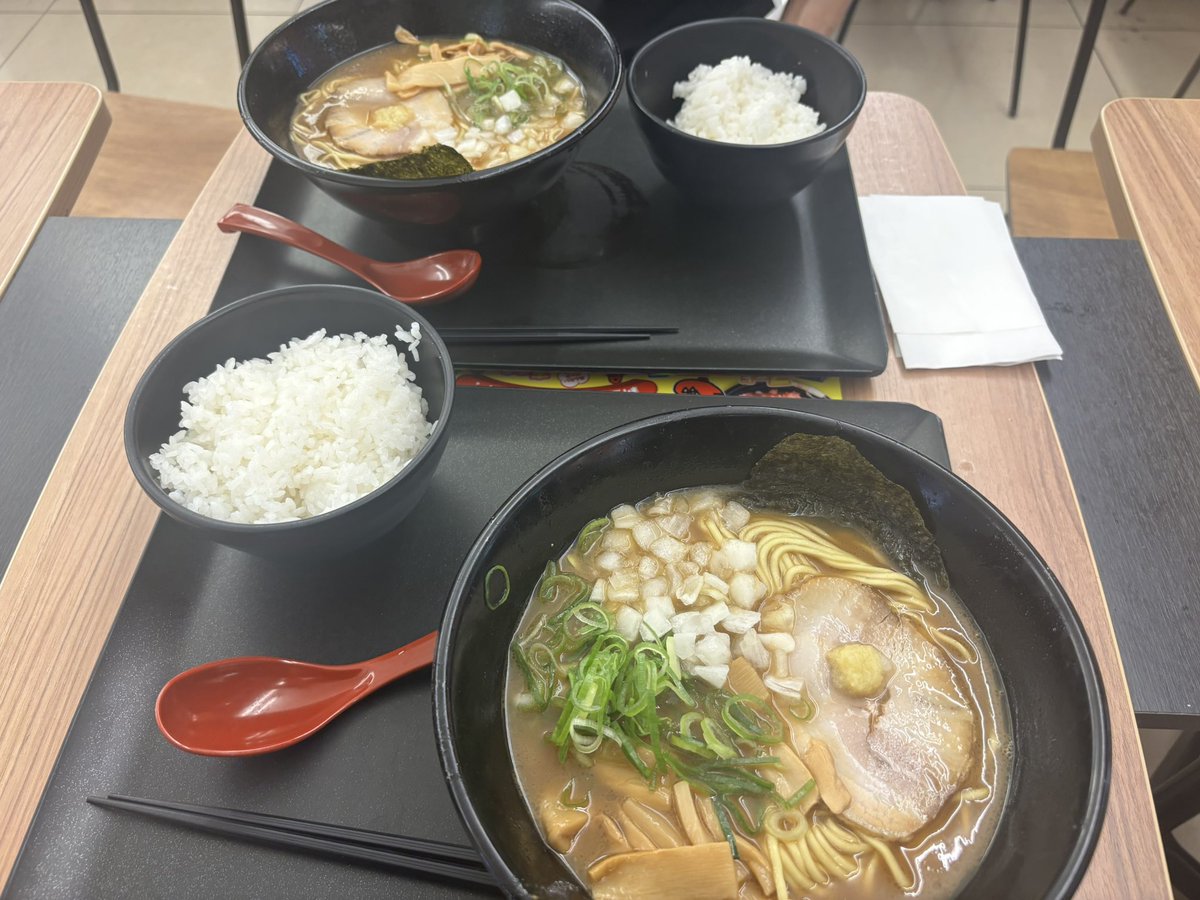 tsunotsuno3's tweet photo. #ういばーいーつ
またもやラーメン🍜 https://t.co/ZSeKSNgXrO