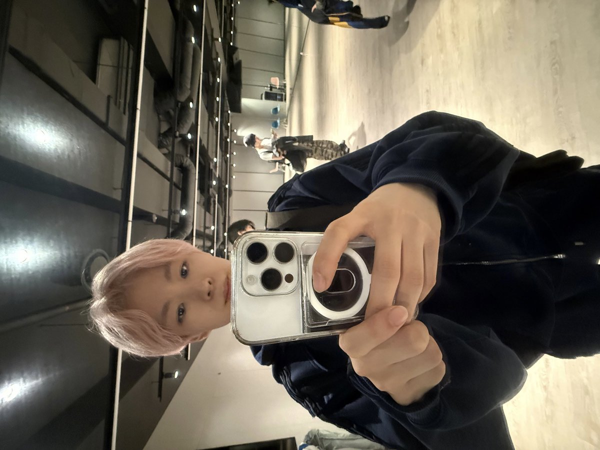 쿠 ..🩵 tweet media