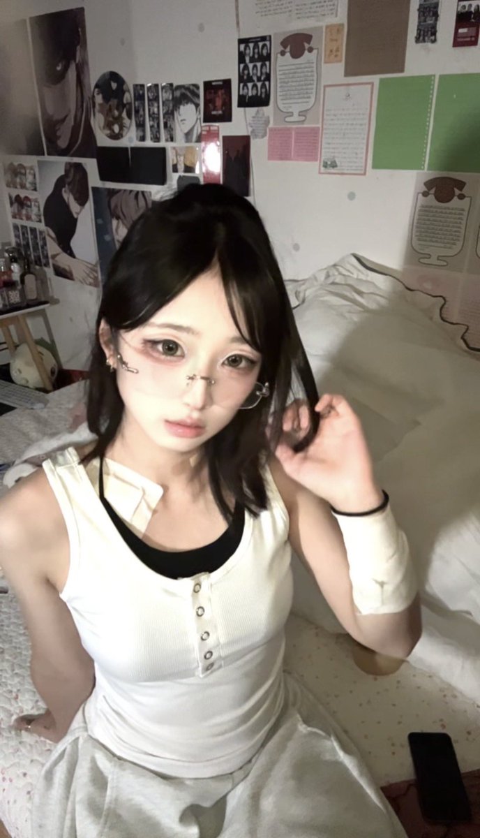 뇽쨔 tweet media
