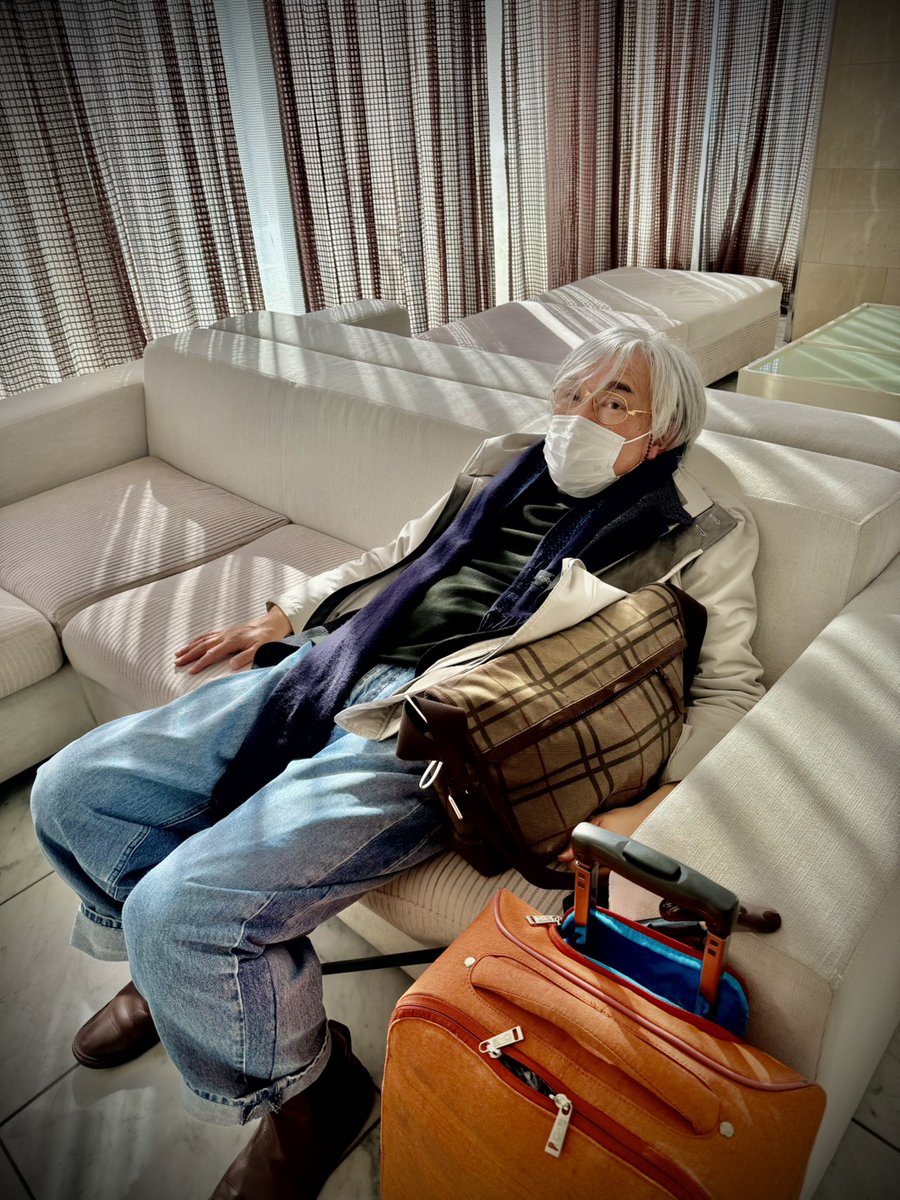 kurimotoosamu's tweet photo. 1129 30鹿屋市文化会館
C&amp;Kさんツアー19 20段目
ホテル到着
コロナ以降公演後、部屋で一人でご飯を食べることが
多くなって、土地土地のスーパーに行くのが楽しみです
ミネサキさんという多分鹿屋市にしかないスーパーの
お弁当とお惣菜がえらく美味しかったんで2晩とも通った https://t.co/HXLxkGKOhO