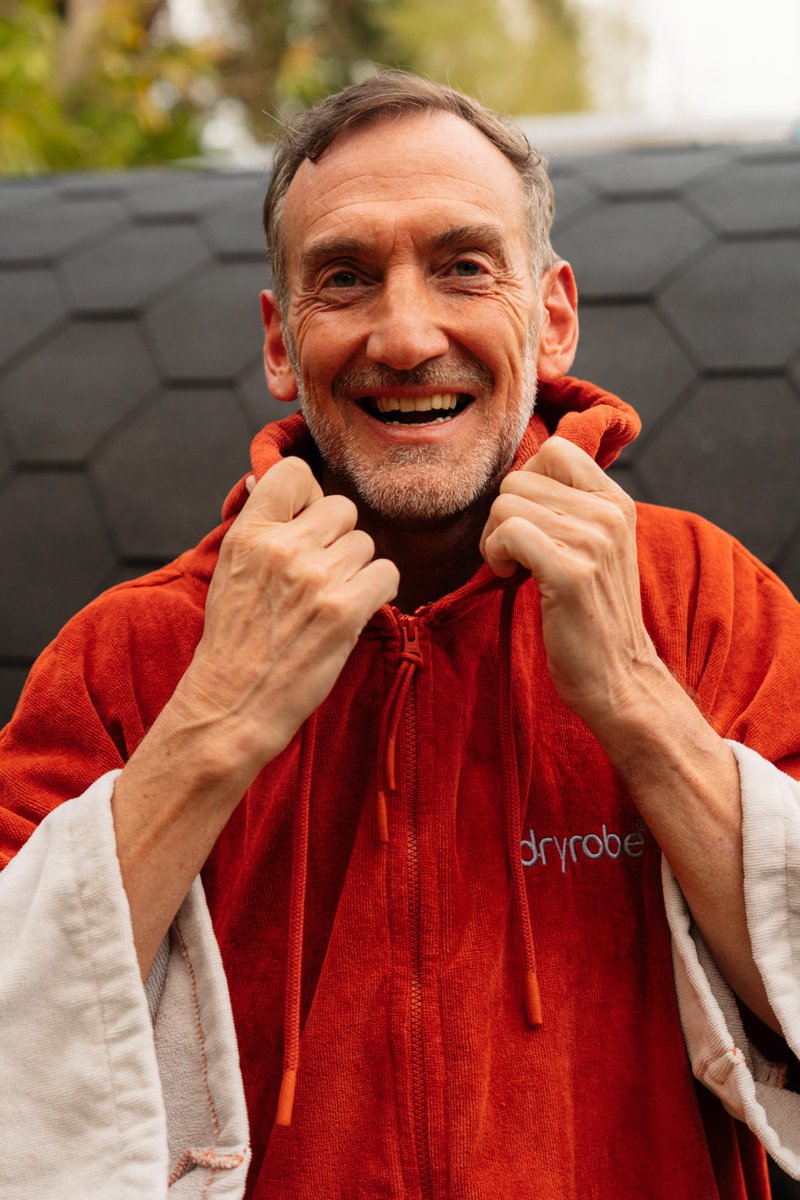 dryrobe tweet media
