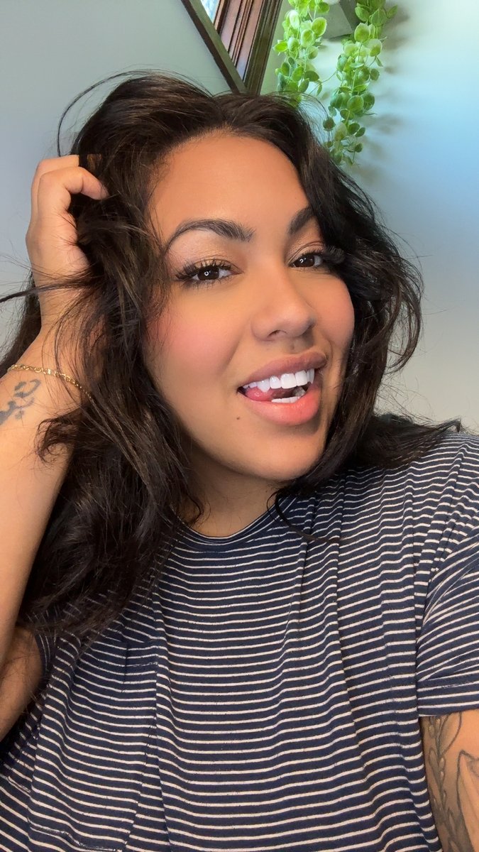 GoddessCynn tweet media