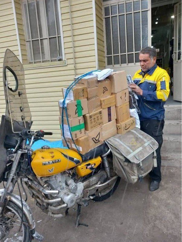 آقای سعیدی پستچی اهل دیواندره
شهید پستچی جنگ رمضان