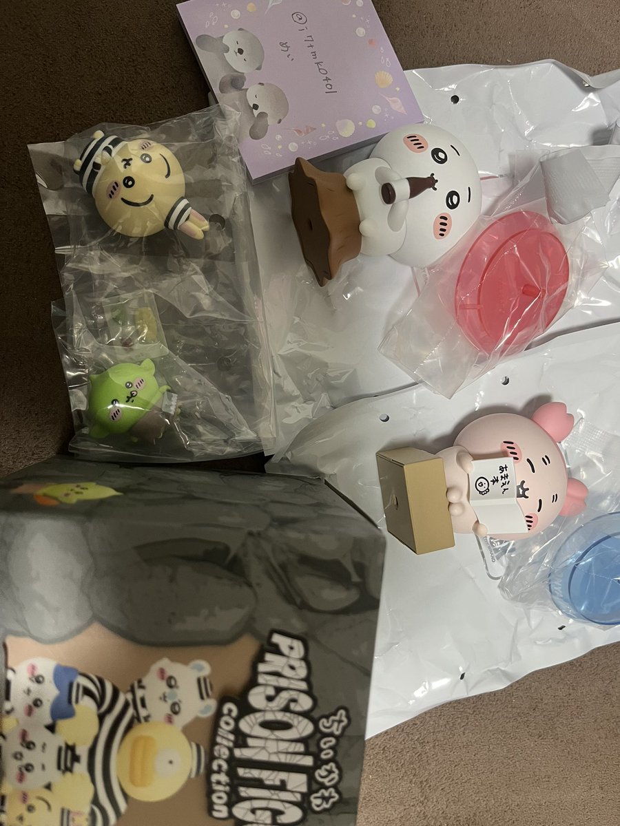 i7tmk0401's tweet photo. ちいかわ　交換

のんびりDAYS フィギュアコレクション
PRISON FIGURE Collection プリズン

譲：のんびりDAYS：古本屋、ちいかわ
       プリズン：うさぎ&amp;ゴブリン

求：のんびりDAYS：ハチワレ
       プリズン：ちいかわ&amp;ハチワレ

まとめて交換してくださる方優先、郵送での交換希望です。 https://t.co/RApuKHF5Kd