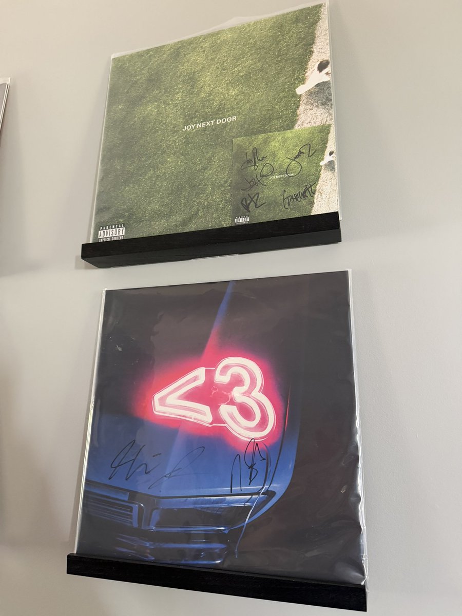 whereislindss's tweet photo. MAY! No real theme, just new ones in my collection that I love so much! https://t.co/pOYAibtwNA