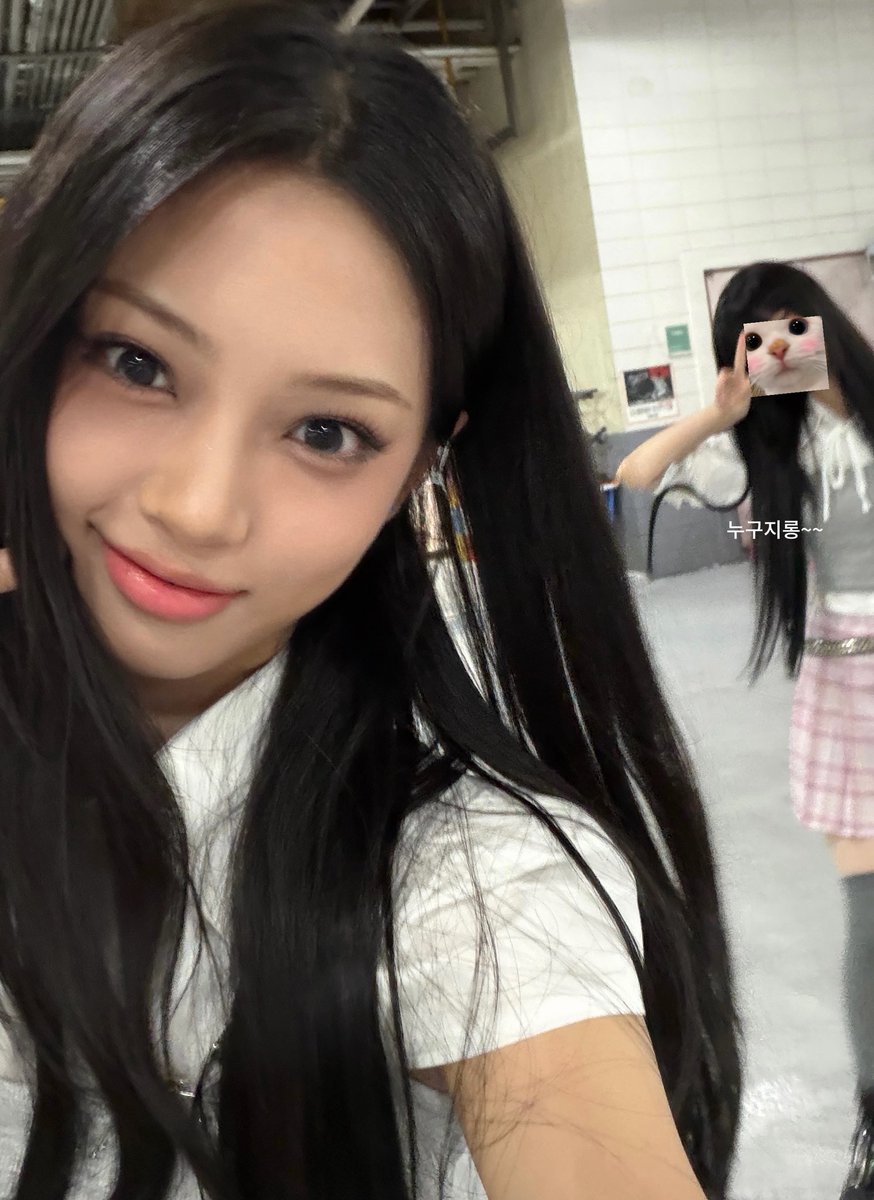 Mydeareest's tweet photo. 260504 티나 베리즈 포스트 #이본 https://t.co/wlmnk2hRqa