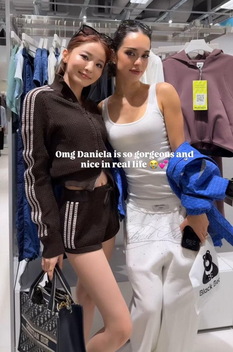 daniela tweet media