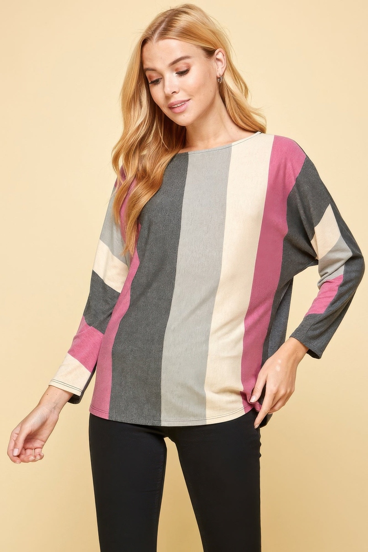 KamiValafar's tweet image. Refresh your wardrobe with this Striped Dolman Sleeves Top! Made in the U.S.A, it's soft, stretchy &amp;amp; perfect for adding color to your look.  Free shipping &amp;amp; returns! 😍 Get Your 10% Discount for Visiting 🛍️ #StripedTop #DolmanSleeves #MadeInUSA #CasualFashion #FashionTrends
