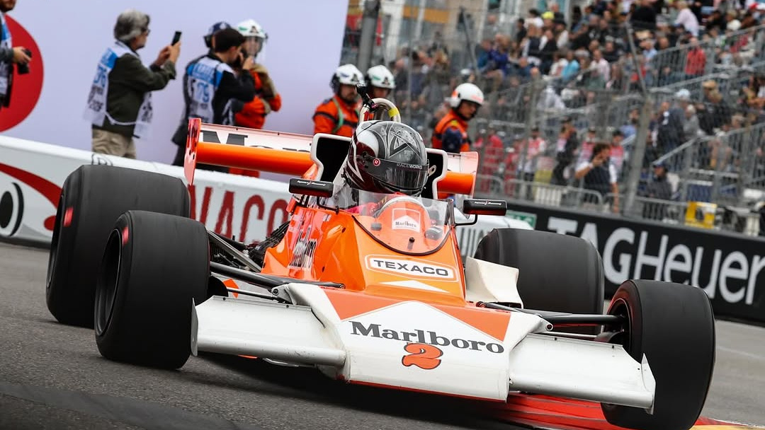 WATCHESPEDIA's tweet image. MONACO HISTORIC GRAND PRIX / 15TH EDITION

8 races. Record attendance. Hall &amp;amp; Lyons each won twice. Historic drama at its finest — Monaco never disappoints.

#MonacoHistoric #GrandPrix