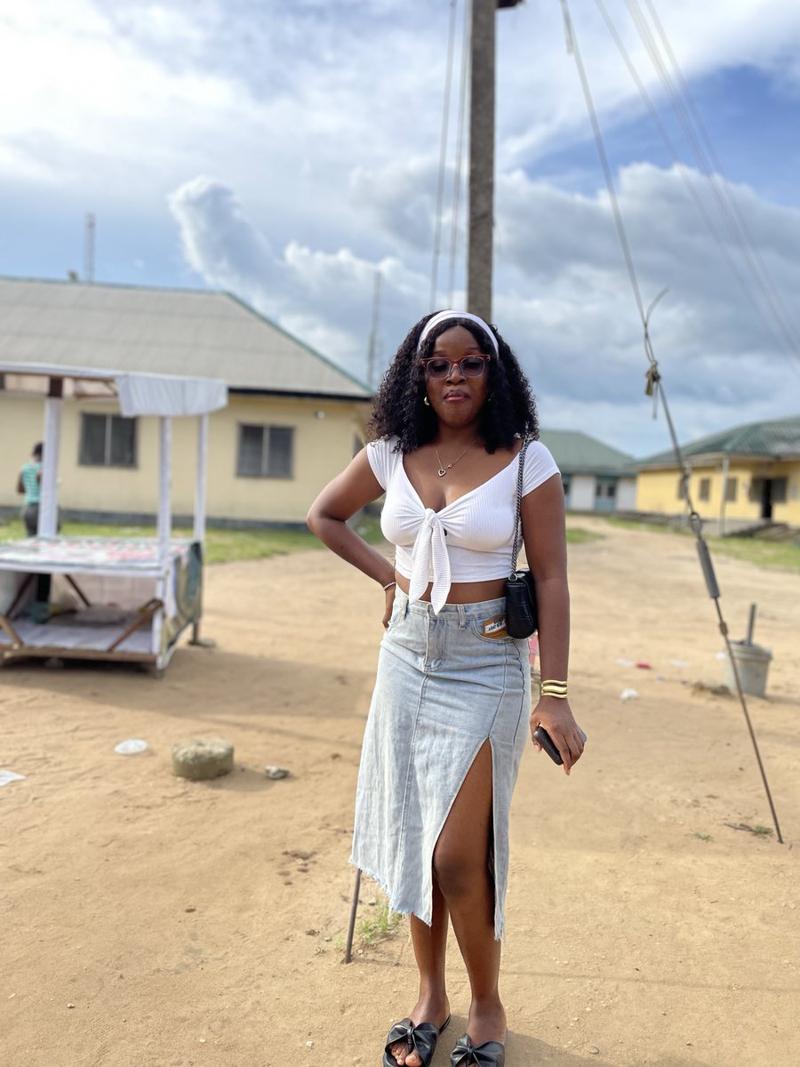 my father's daughter tweet media