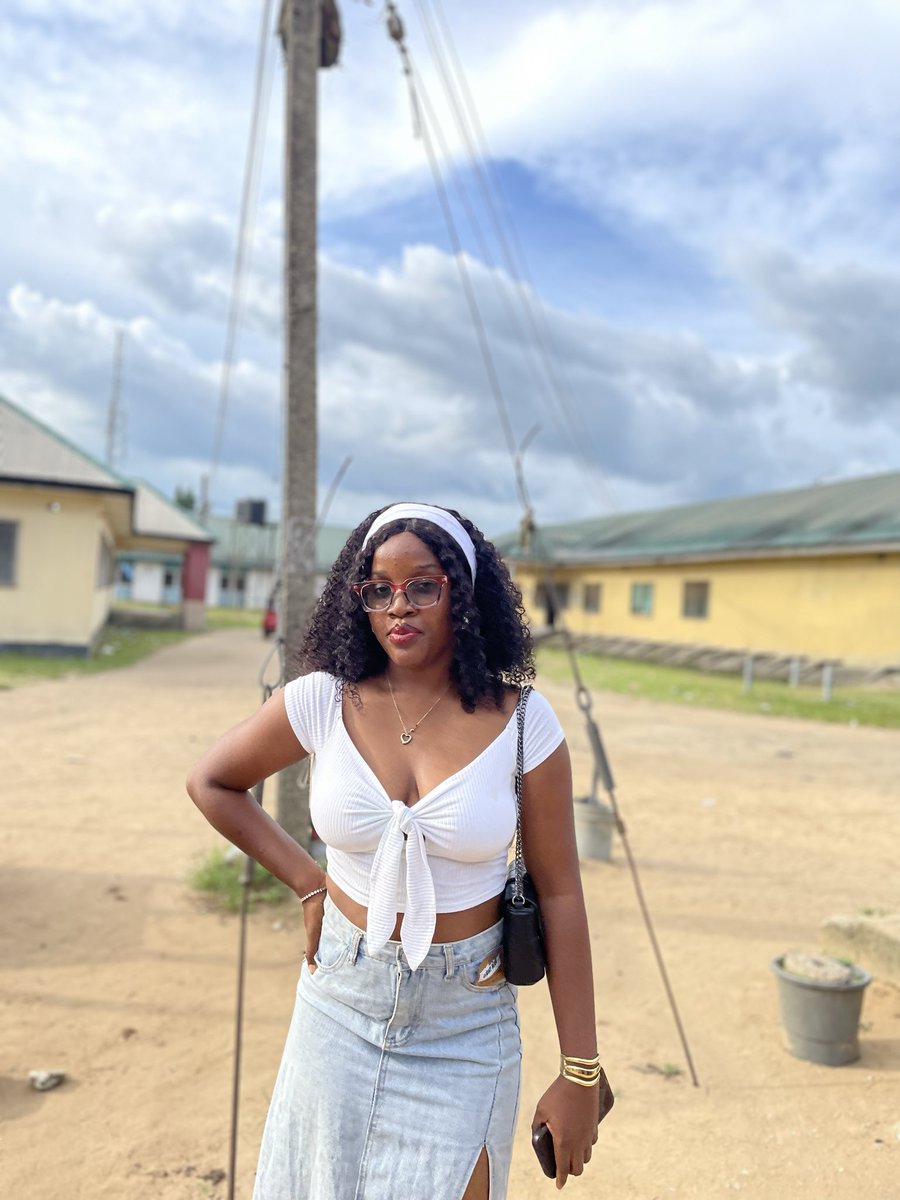 my father's daughter tweet media