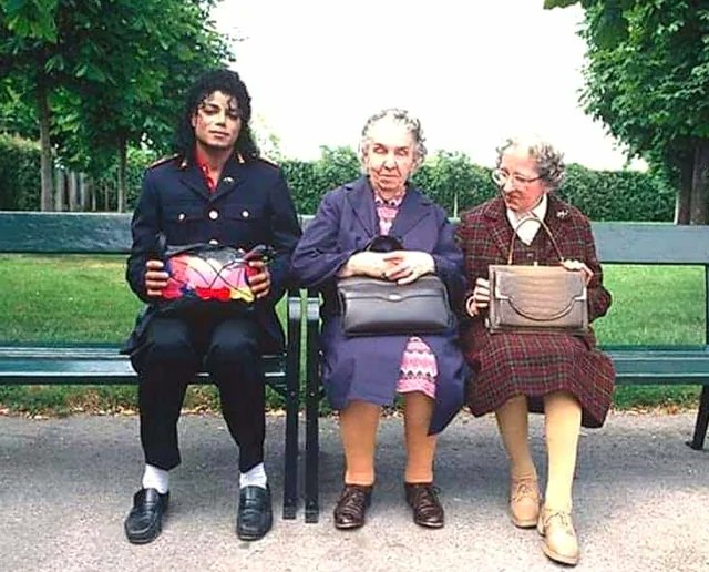 EmmaPeel_Knight's tweet image. @michaeljackson loved #Vienna, #Austria🇦🇹, very much. You can see him here at the #Vienna #Burggarten sitting with 2 older Ladies, in June 1988.
@archivejaafar @ParisJackson @iambigijackson @princemjjjaxon @jermjackson5 @latoyajackson @JanetJackson @tajjackson3 
#MichaelMovie