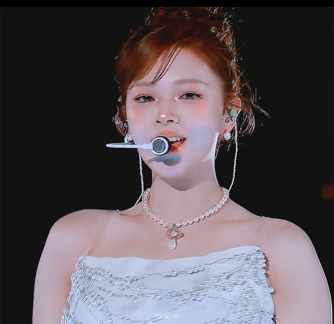 Jeongyeon❤️ tweet media