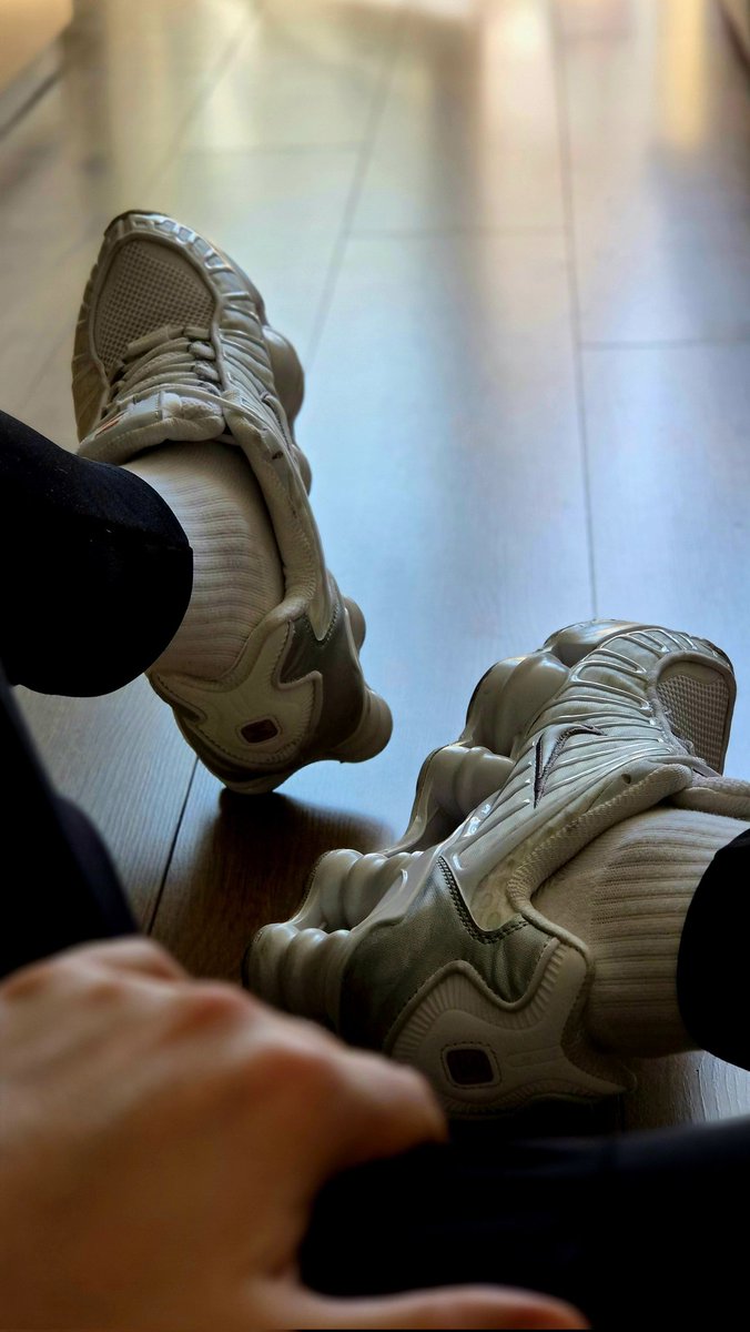 Danny SneakersFan tweet media