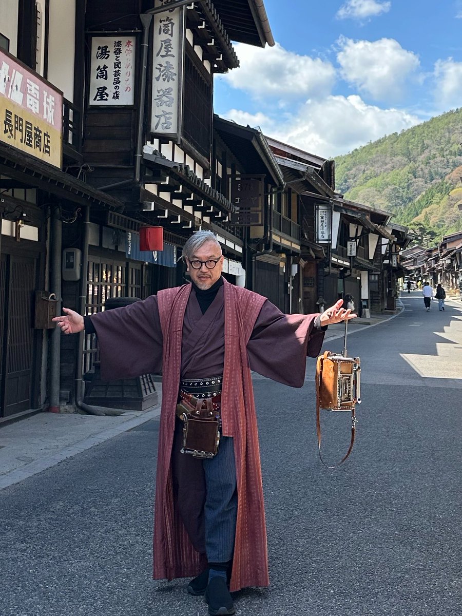 macnakata's tweet photo. 一人旅

着物が風景に溶け込んでる

#宿場町
#奈良井宿 https://t.co/4xZNWjyuay