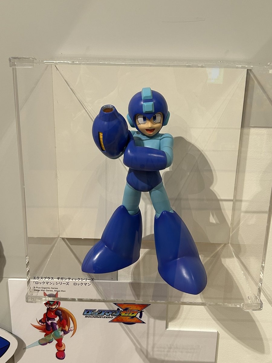 Bulf_w's tweet photo. ギガンティックシリーズのロックマン再販してるけどもしかして大カプコン展の伏線だったんかな？偶然？？

#MegaMan 
#ロックマン https://t.co/zaMBeYE2uE