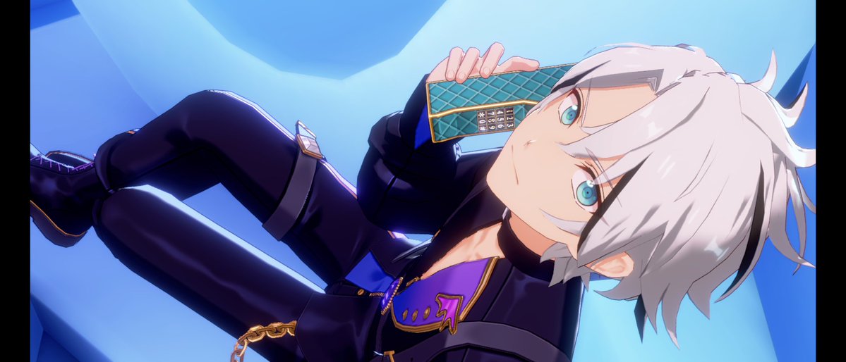 びぃ tweet media