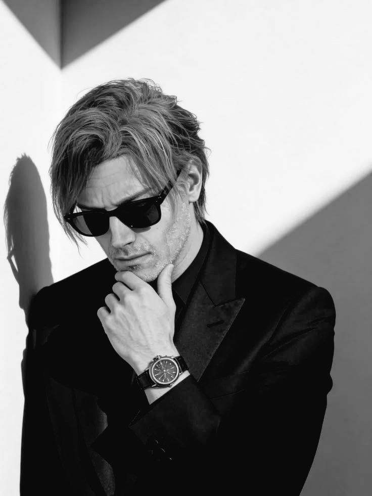 Agent Leon Kennedy tweet media