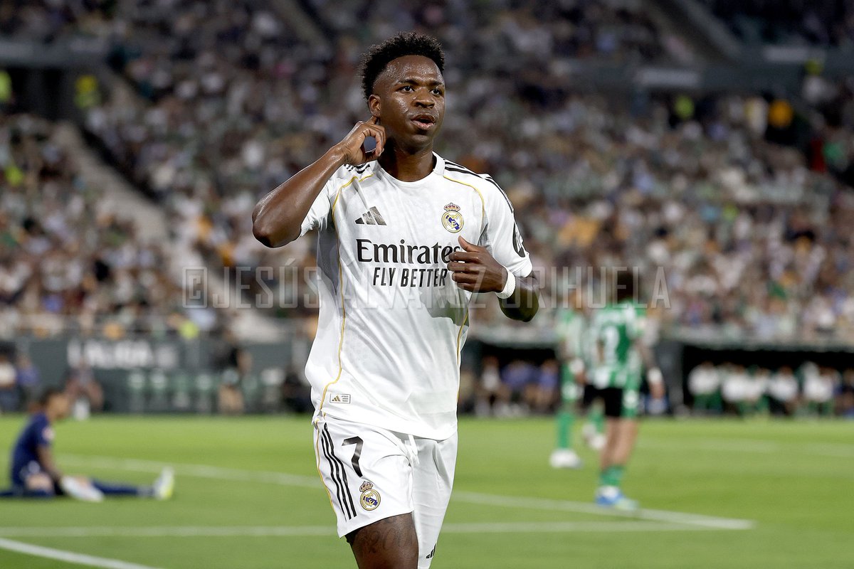 AsFoto_Orihuela's tweet photo. El Madrid fue una feria 📷 #LaLiga #RealBetisRealMadrid
・
・
・
#RealMadrid #RMLiga #HalaMadrid #Madridistas #RMFans #DíaDeBetis #RealBetis #LaLiga #LALIGAEASPORTS #sportphotographer #sports #football #soccer #fotografíadeportiva #deportes #fútbol #calcio #Canon #DiarioAS https://t.co/oKIhZLb7Br