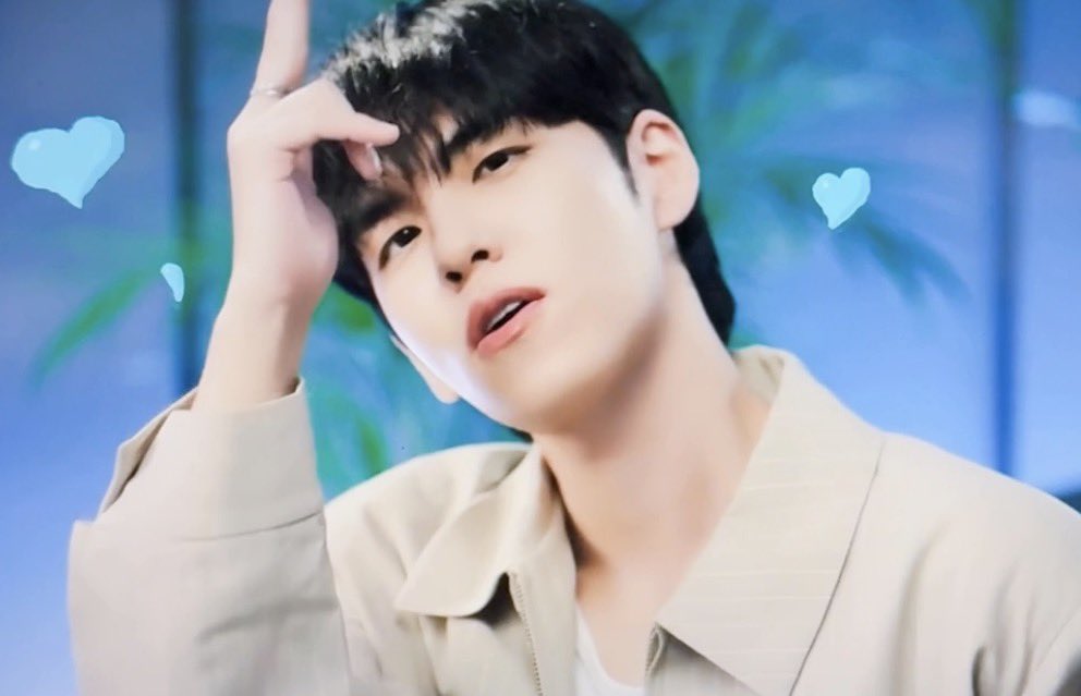 파티마 🐻 #Unpiltered tweet media