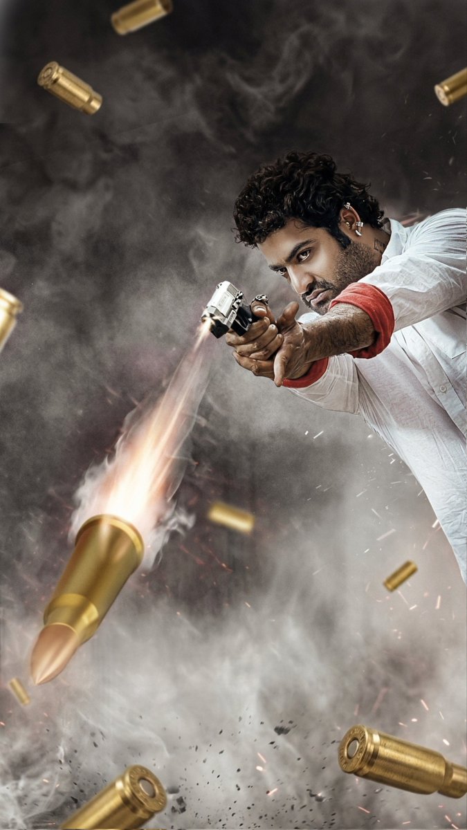 NTRWallpapers's tweet photo. Tony Niharika Love Sambavam This '20th' 🩷💥🐯🔥 @tarak9999 #Oosaravelli 
#NTR https://t.co/a418OFptUS