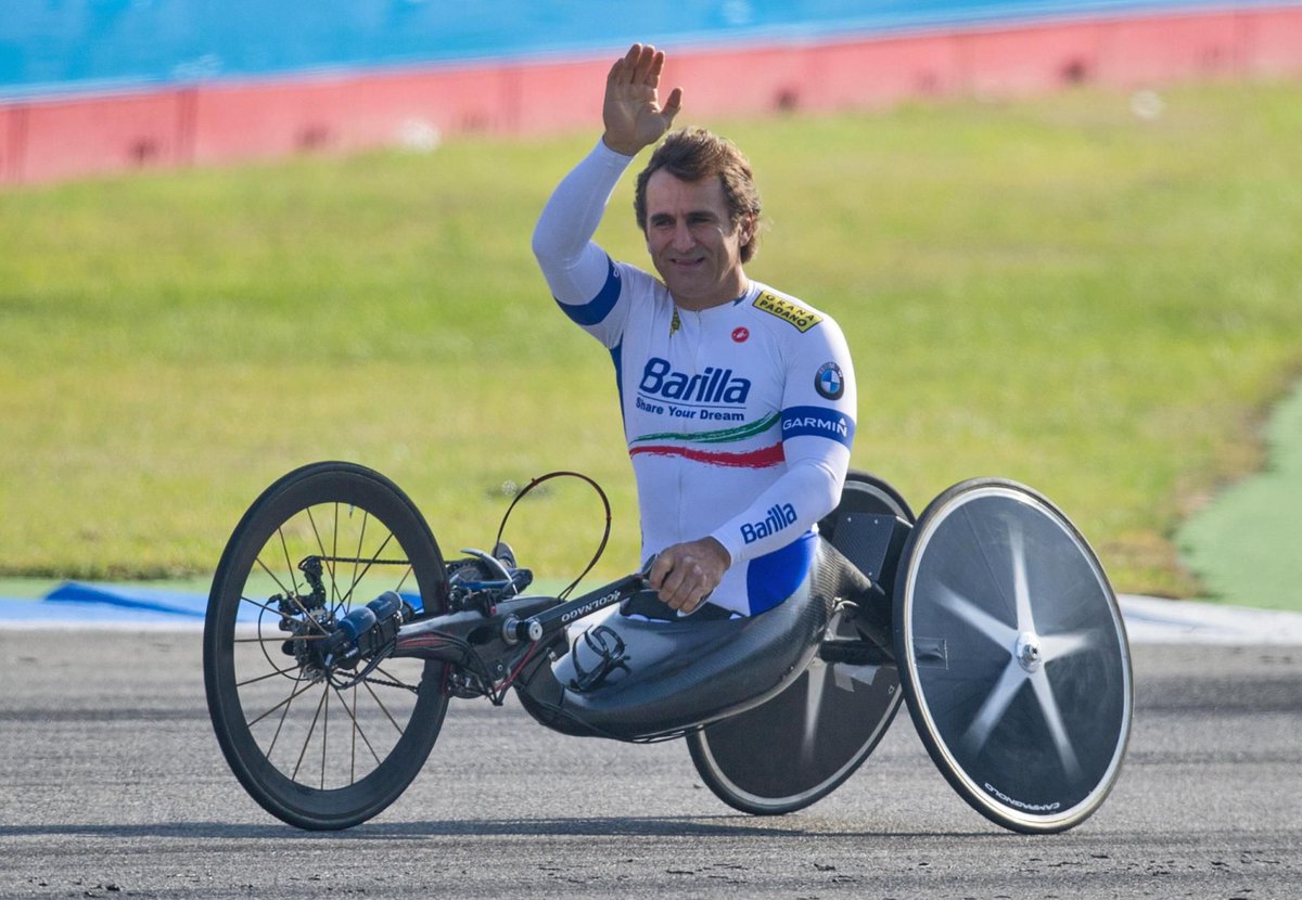 barillagroup's tweet photo. Ricordiamo con grande affetto Alex Zanardi, uomo e campione che ha trasformato la propria storia in un esempio di resilienza.

La sua eredità resterà nel modo in cui guardiamo allo sport, alla disabilità e alla possibilità di ricostruirsi sempre, insieme.

Grazie Alex! https://t.co/WdbBTjfj4k