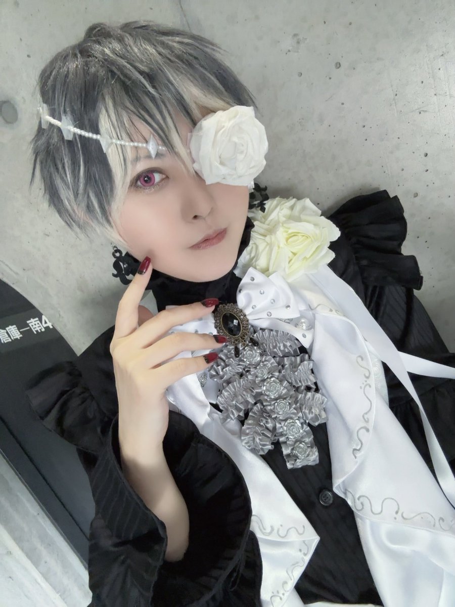 蘭 tweet media