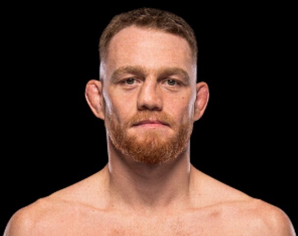 FightFanatic_'s tweet image. In hindsight, which was the more dangerous matchup for Islam all along? 👀🔥

#UFC #MMA