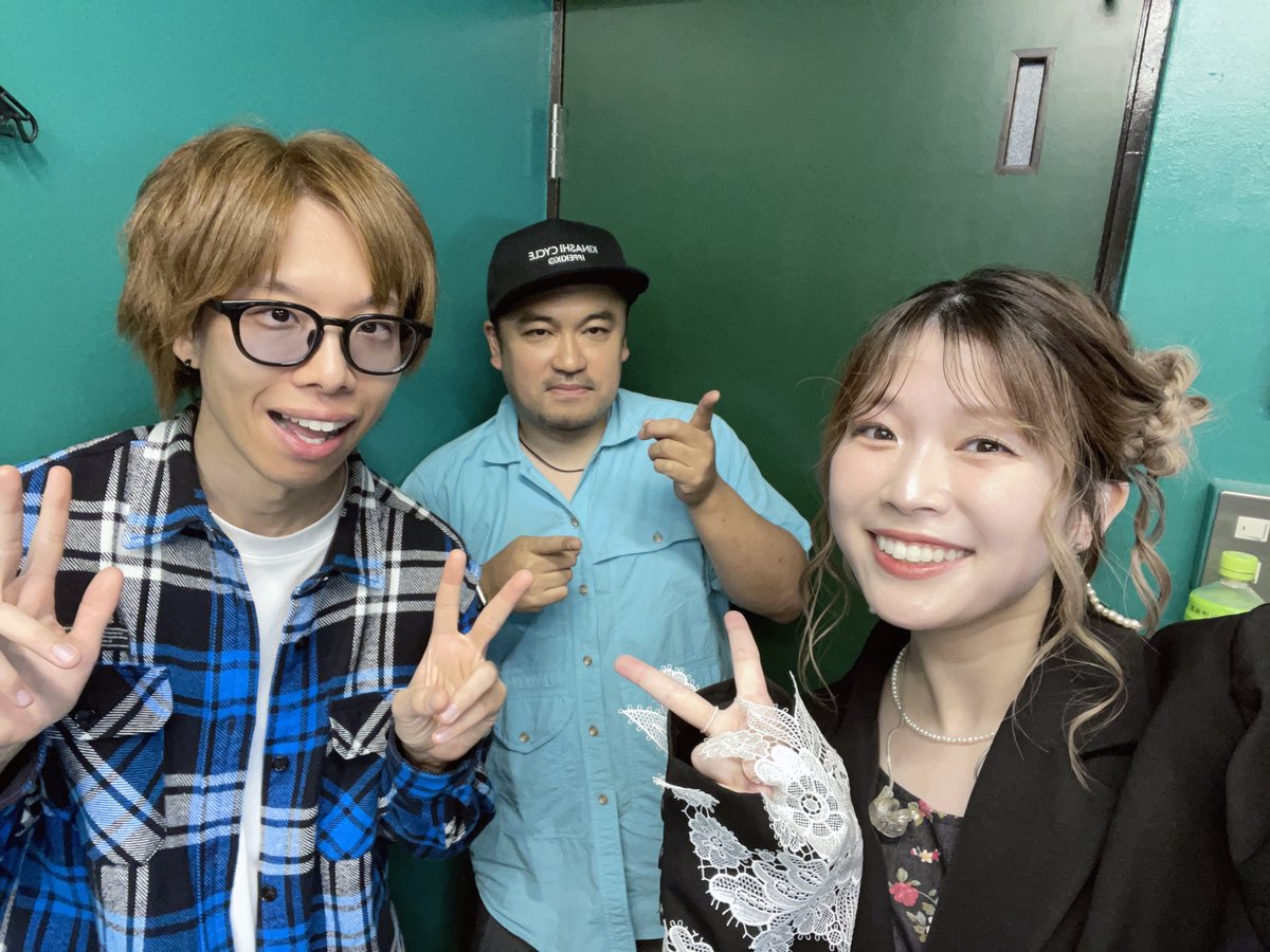 青山吉能 tweet media