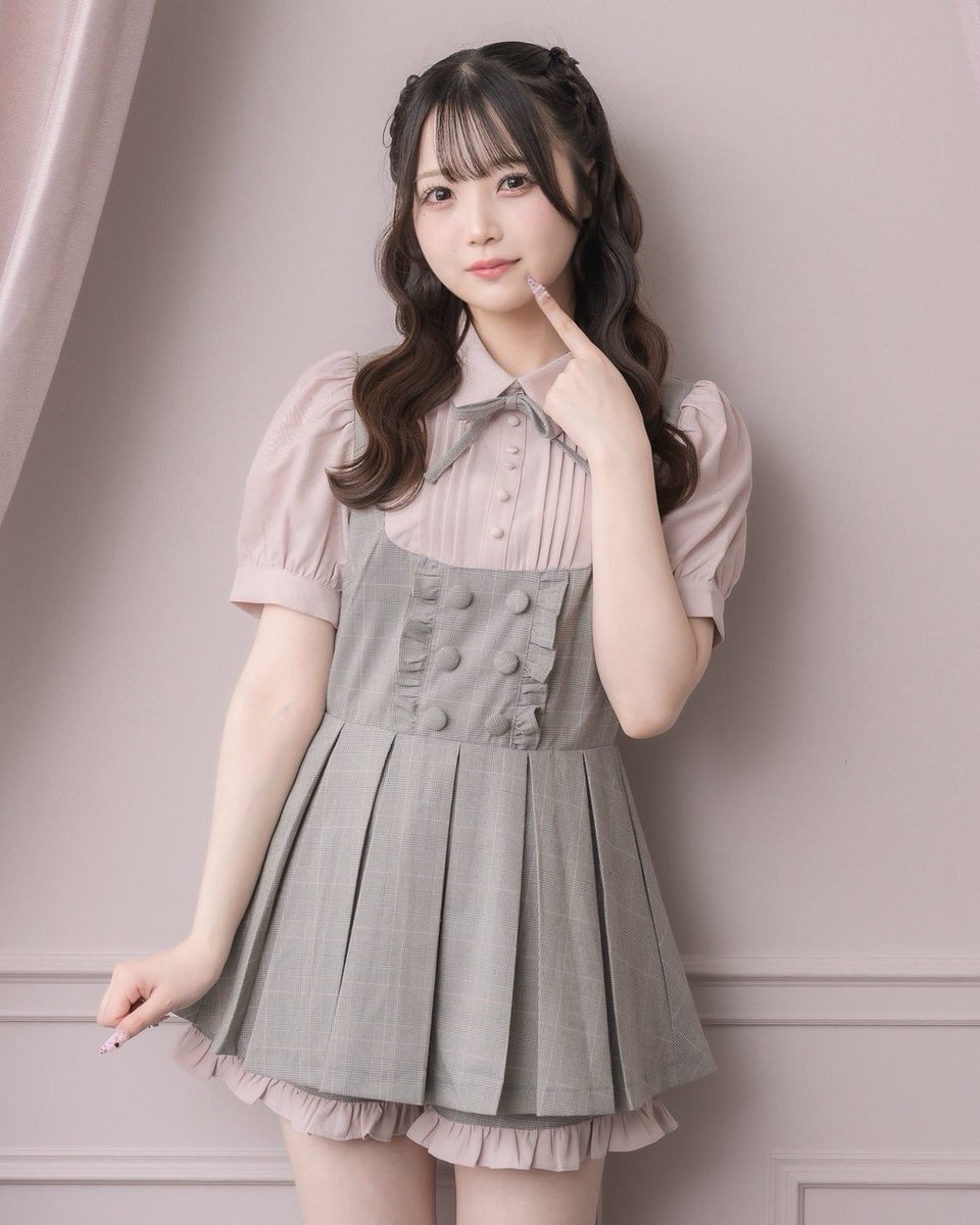 pium early summer collection 🎀／ ♡ヨーク切替ドーリープリーツ