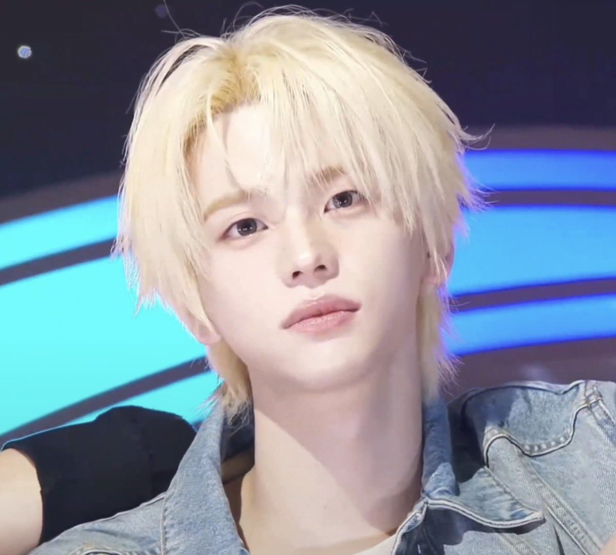 뉴뉴໒꒱ྀི₊˚ tweet media
