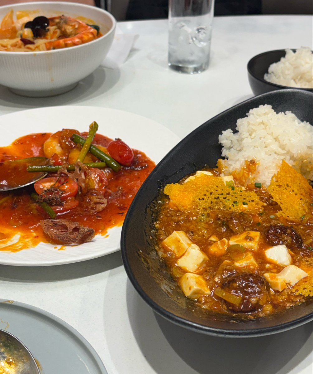 HYUN tweet media