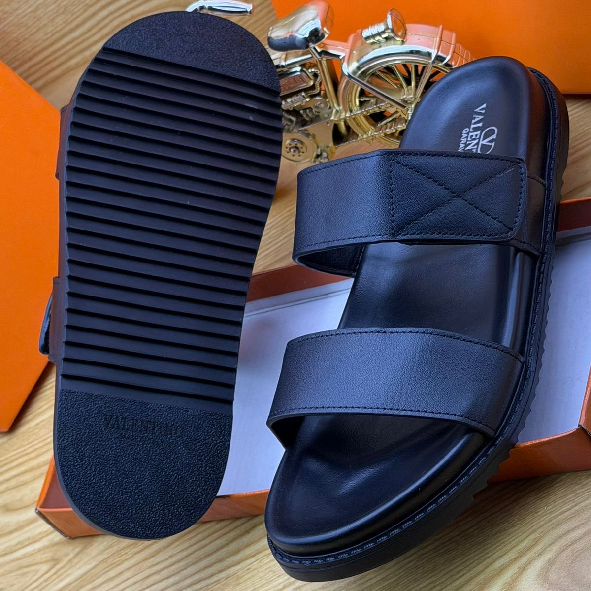 66 SNEAKERS 👟🇨🇲👞 tweet media