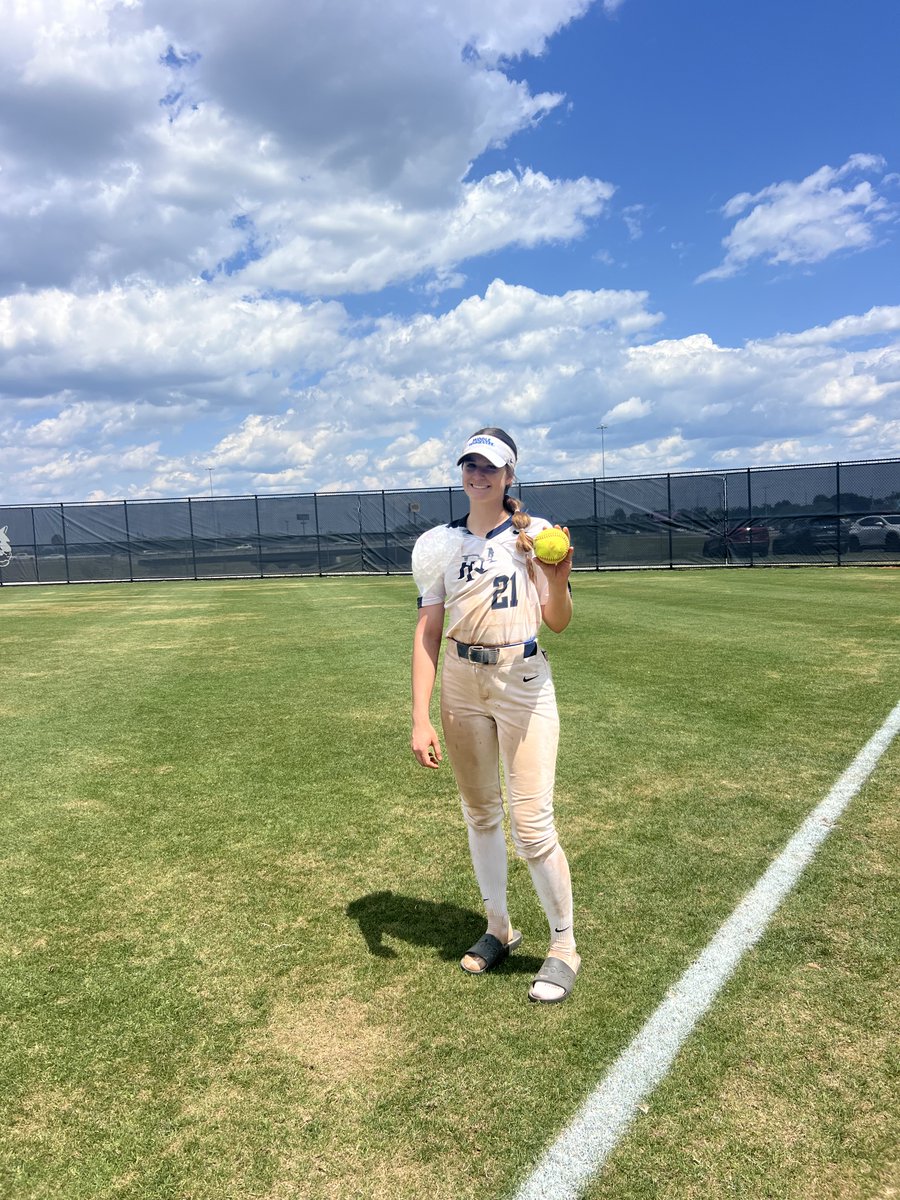 FRA_Softball's tweet photo. Panthers Win! advance to Region Quarters.  @MilliePardue21 with 18k, going 3/4 with a HR surpassing 300k for the season. @EllaGadsey 2/3 with RBI. @dgboetcher09 2/3.
@FRAathletics @Tpalmateer83 @joe_spears7 @NashvillePreps https://t.co/c8YAlN2CYL